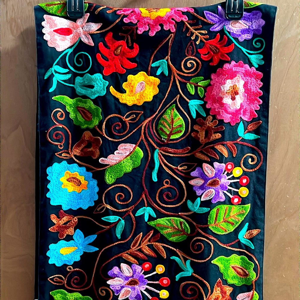 Beautifully Embroidered Table Runner!
